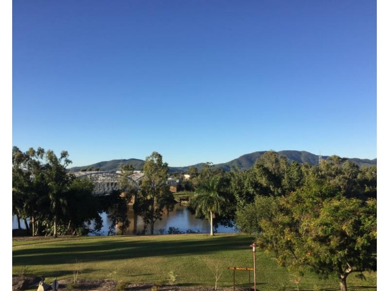 206/2-4 Victoria Parade, Rockhampton City QLD 4700